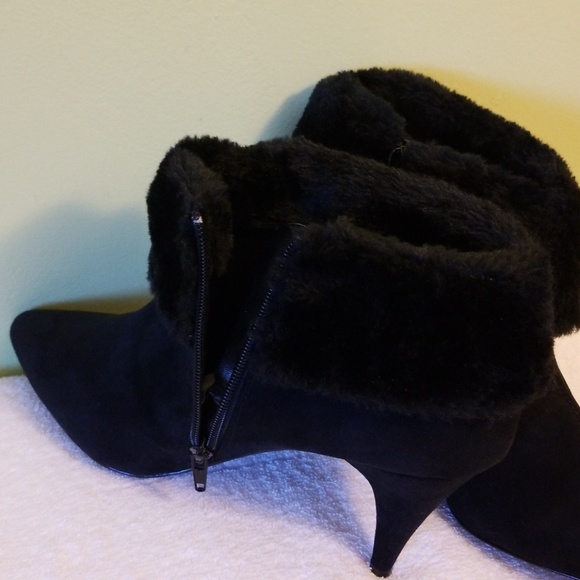 Joan Rivers Booties - Picture 3 of 4